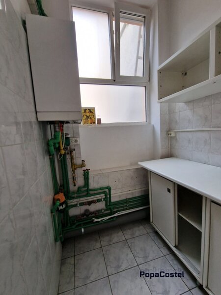 Primaria Capitalei, Brezoianu, 2 camere et.1 nemobilat, 69 mp, centrala proprie.