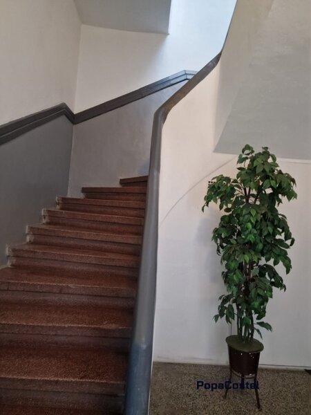 Primaria Capitalei, Brezoianu, 2 camere et.1 nemobilat, 69 mp, centrala proprie.